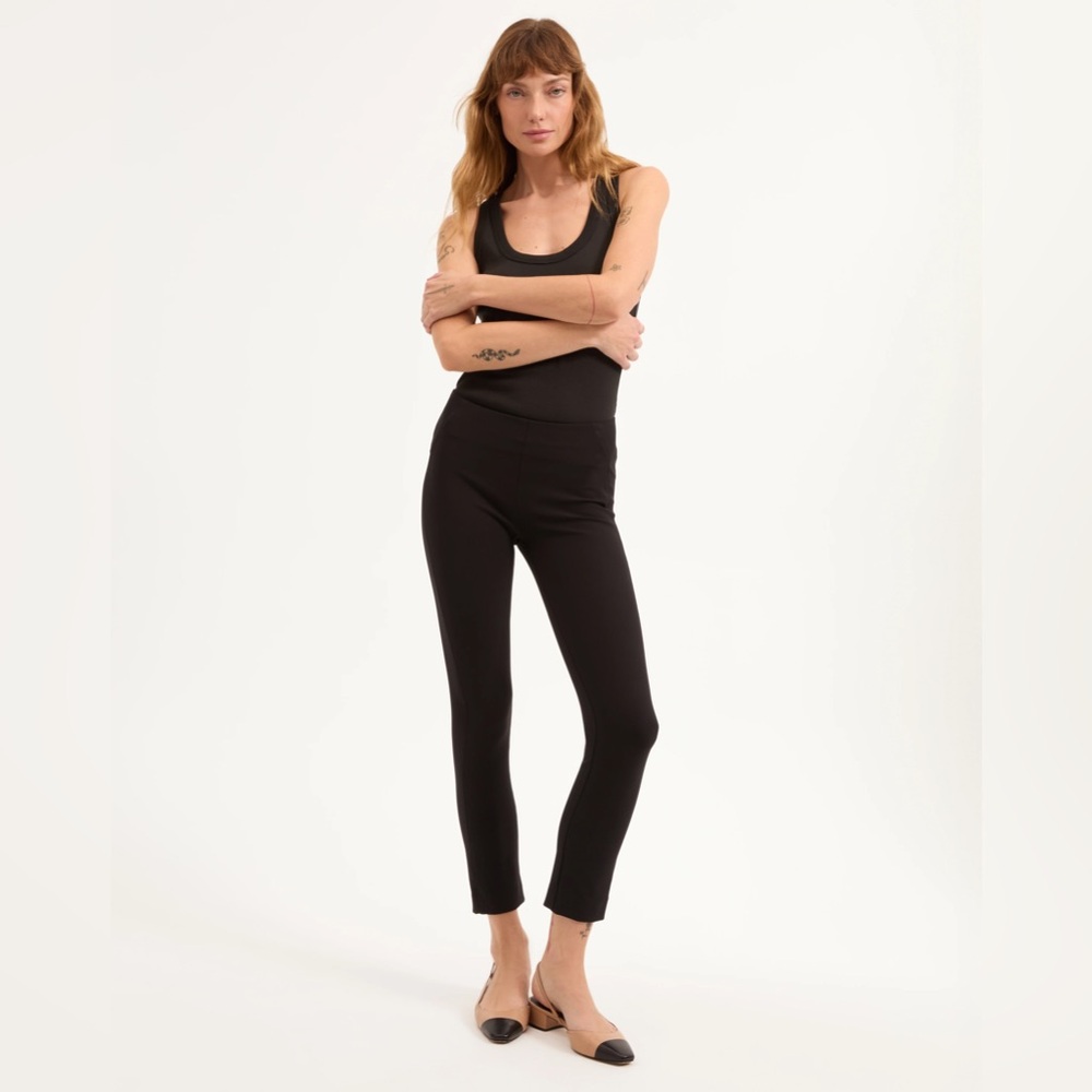 Veronica Beard Burgundy Core Zip‎ Back Scuba Slim Pants Size 8